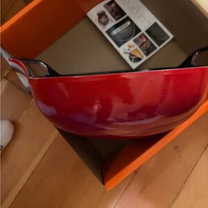 Le Creuset Enameled Cast Iron Round Balti Dish, 3-Qt.